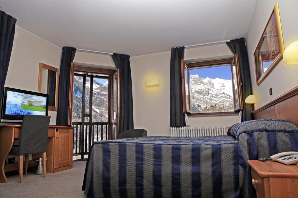 Hotel Alpechiara Pré-Saint-Didier Pokoj fotografie